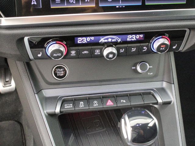 AUDI Q3 2.0 40 TDI S TRONIC QUATTRO BLACK LINE 193 5P