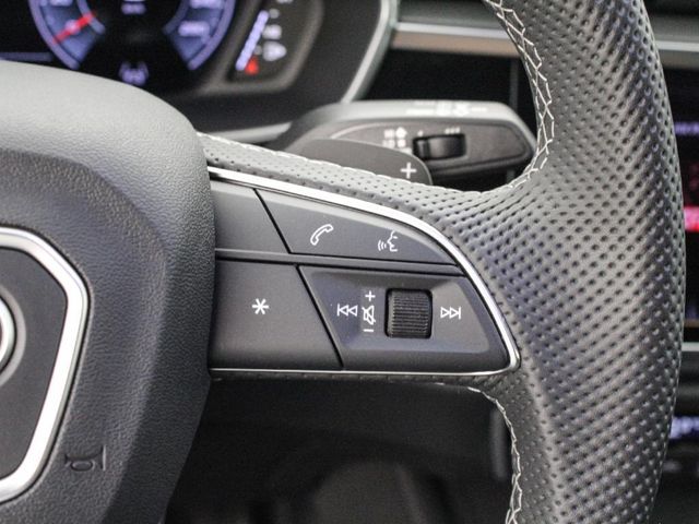 AUDI Q3 2.0 40 TDI S TRONIC QUATTRO BLACK LINE 193 5P