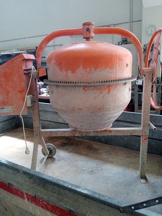 Hormigonera Beteck 160 usada