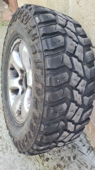 4 Ruedas Cooper Discoverer STT Pro