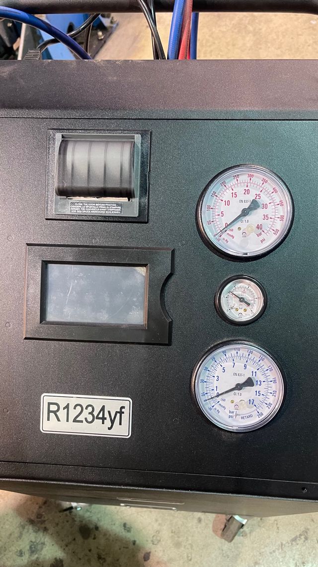 Máquina recarga aire acondicionado R1234yf