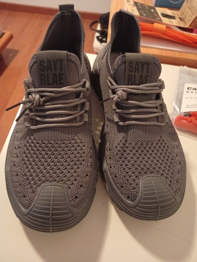 Zapatillas SAYT BLAE grises