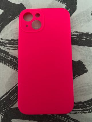 Funda silicona rosa iPhone 13