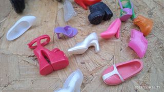 scarpe singole bambole o figure