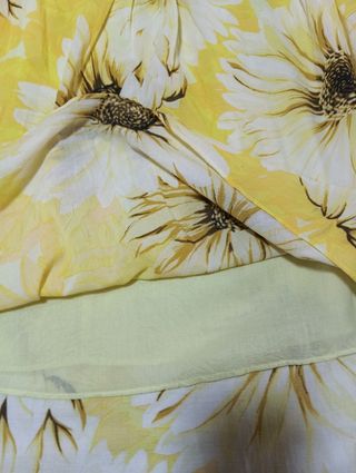 Falda Amarilla Flores