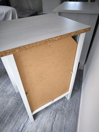 2 Mesitas de noche Hemnes Ikea blanca