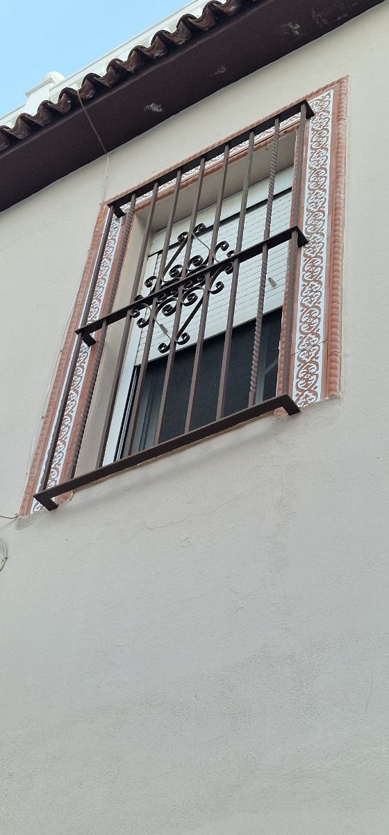 Quien venga hoy  se las lleva por 45 cada una.