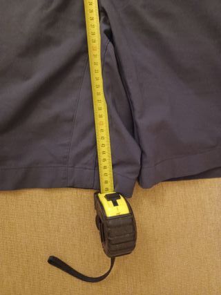 Pantalón corto Quechua azul-gris trekking