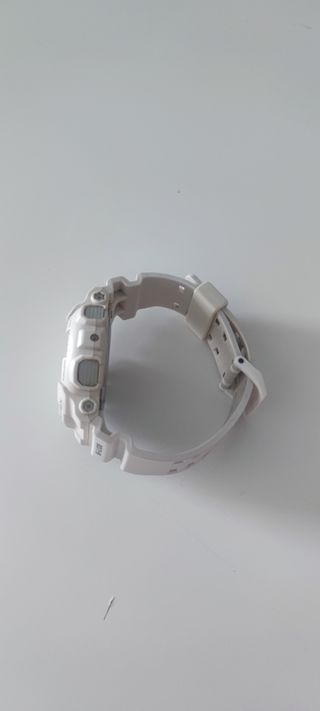 Reloj G-SHOCK Casio blanco GAX-100A-7ADR