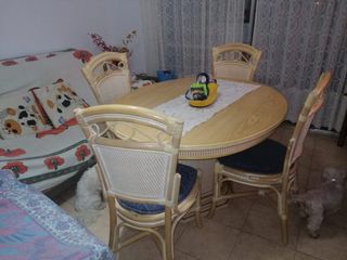 Mesa Comedor + 4 Sillas Rattan
