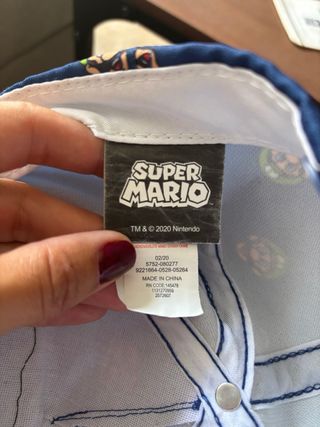 Gorra Super Mario azul y negra