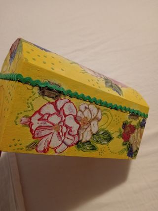 Scatola legno dipinta a mano