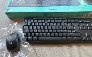 Logitech MK270 Silent Combo Teclado Ratón
