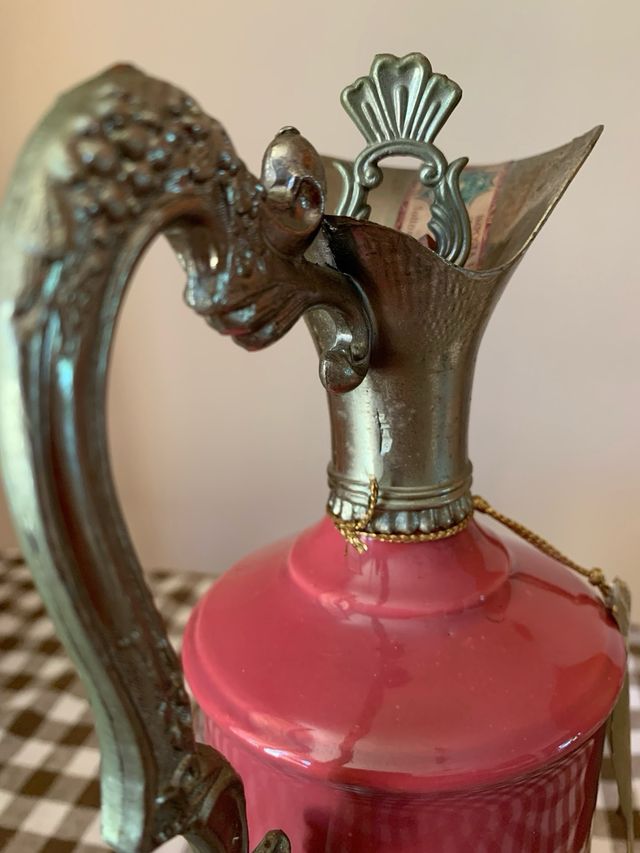 bellissima e raffinatissima caraffa in ceramica