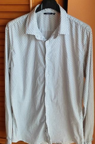 Camisa caballero - blanca con motivos 