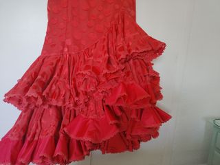 Traje Flamenca color coral 
