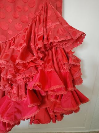 Traje Flamenca color coral 
