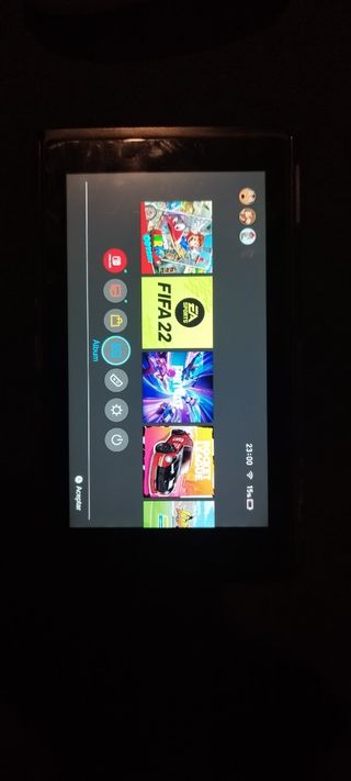 Nintendo Switch - Consola y accesorios