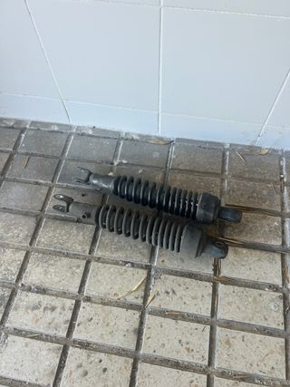 Amortiguadores traseros Honda Dylan 125