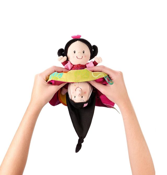 Muñeca reversible Blancanieves