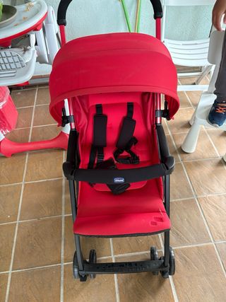 Passeggino Chicco rosso usato