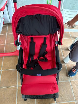 Passeggino Chicco rosso usato
