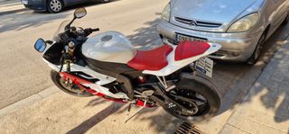 Yamaha R6 
