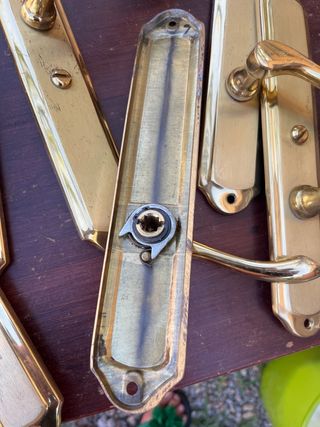 Manijas de puerta doradas - 8 pzas