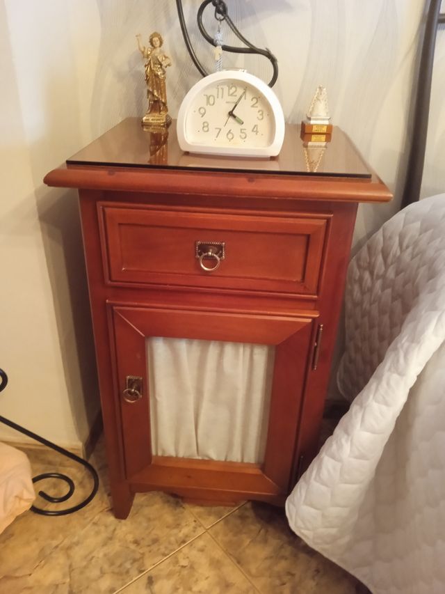 Dormitorio matrimonio: Armario + Cómoda + 2mesitas