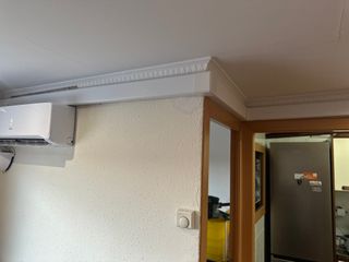 Instalador de aire acondicionado, carga de gas