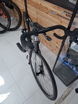 Bicicleta Carretera FACTOR