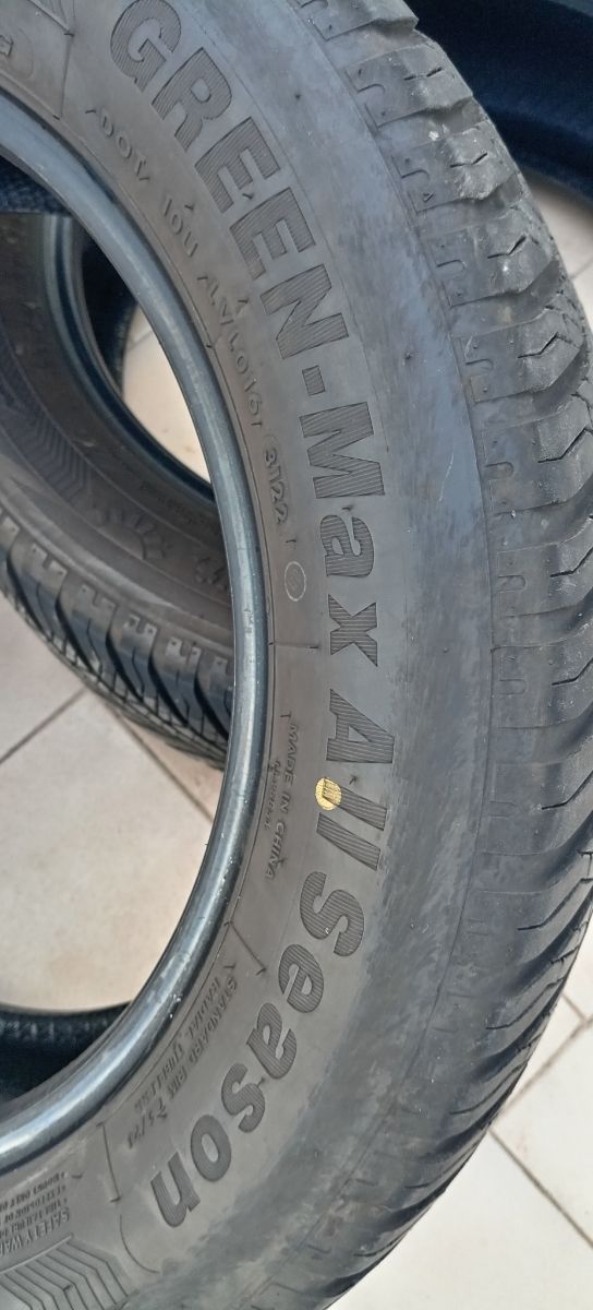 Neumáticos 4 estaciones 235/55/17