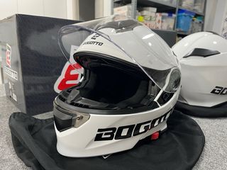 2 Cascos Bogotto Blancos Talla S