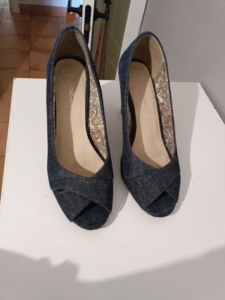 Tacones vaqueros núm. 39