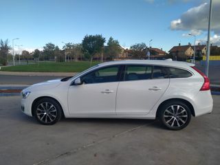 Volvo V60 D3 Momentum Auto 2018