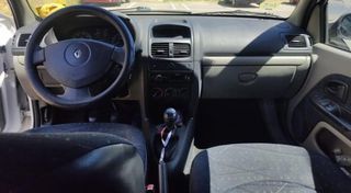 Renault Clio 2001