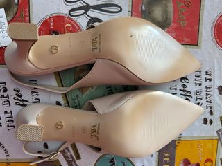 Scarpe decollete beige Tata - tacco elegante