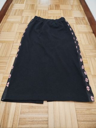Falda midi Keep Trendy negra