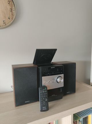 Minicadena Sony - Sistema de Audio