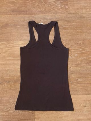 Camiseta tirantes marrón