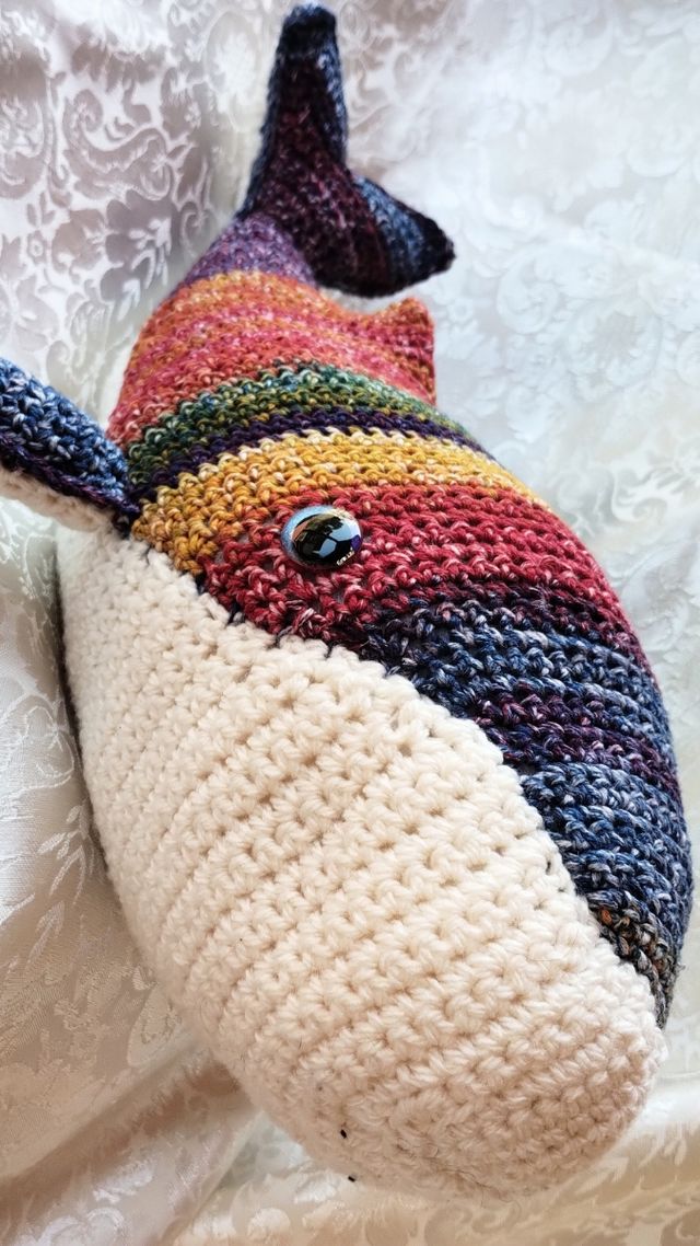 Balena uncinetto arcobaleno