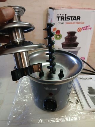 Fontana cioccolato Tristar CF-1603