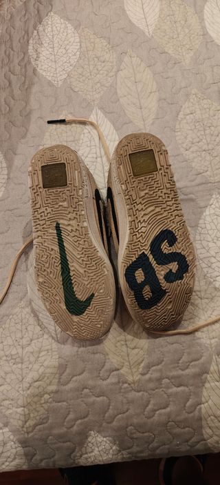 Zapatillas Nike SB - Beige/Negro