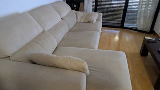 Sofá chaise longue beige