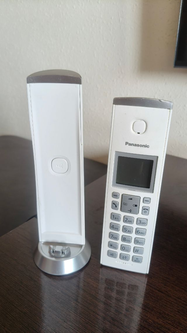 Teléfono inalámbrico Panasonic KX-TGK210SPW blanco