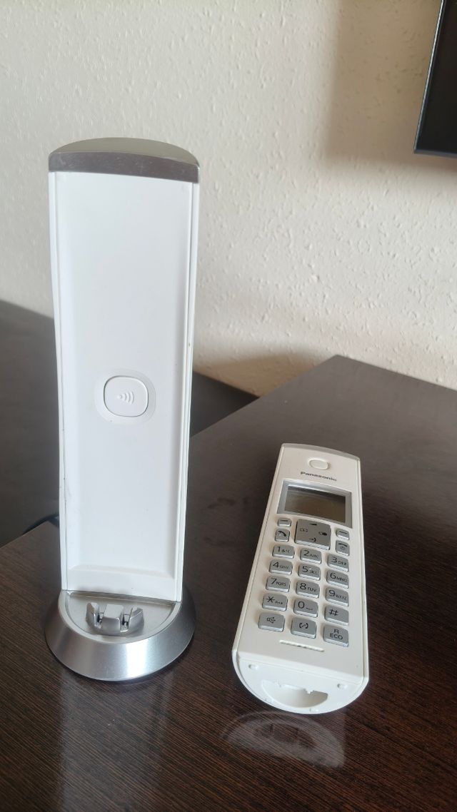 Teléfono inalámbrico Panasonic KX-TGK210SPW blanco