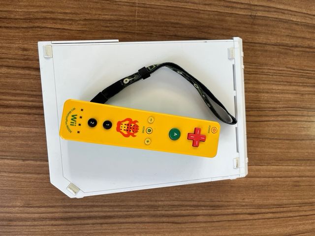 Wii MotionPlus Giallo