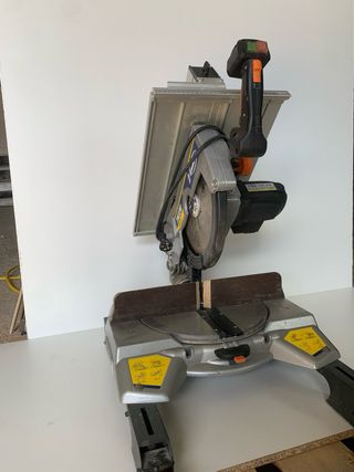 Sierra Ingletadora VIRUTEX TM33W