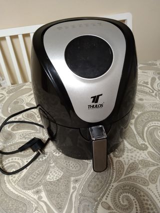 Freidora de aire Thulos poco uso