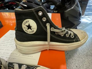 Converse Chuck Taylor negras plataforma